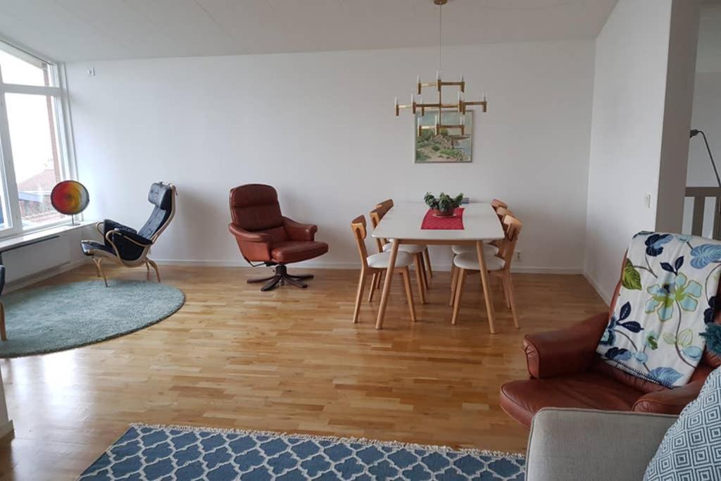 Modern Villa I Arild Med Spektakulaer Havsutsikt. Bagian luar foto